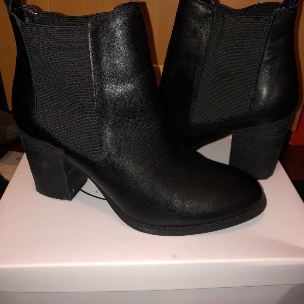 Steve Madden Booties